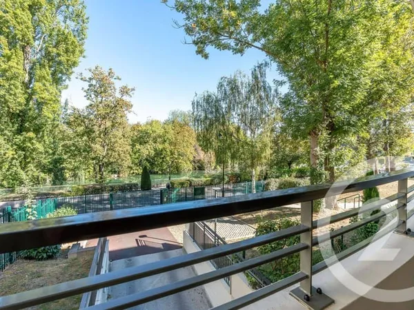 Appartement 4 pièces 80 m²