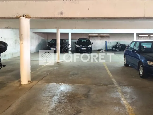 Parking 15 m²