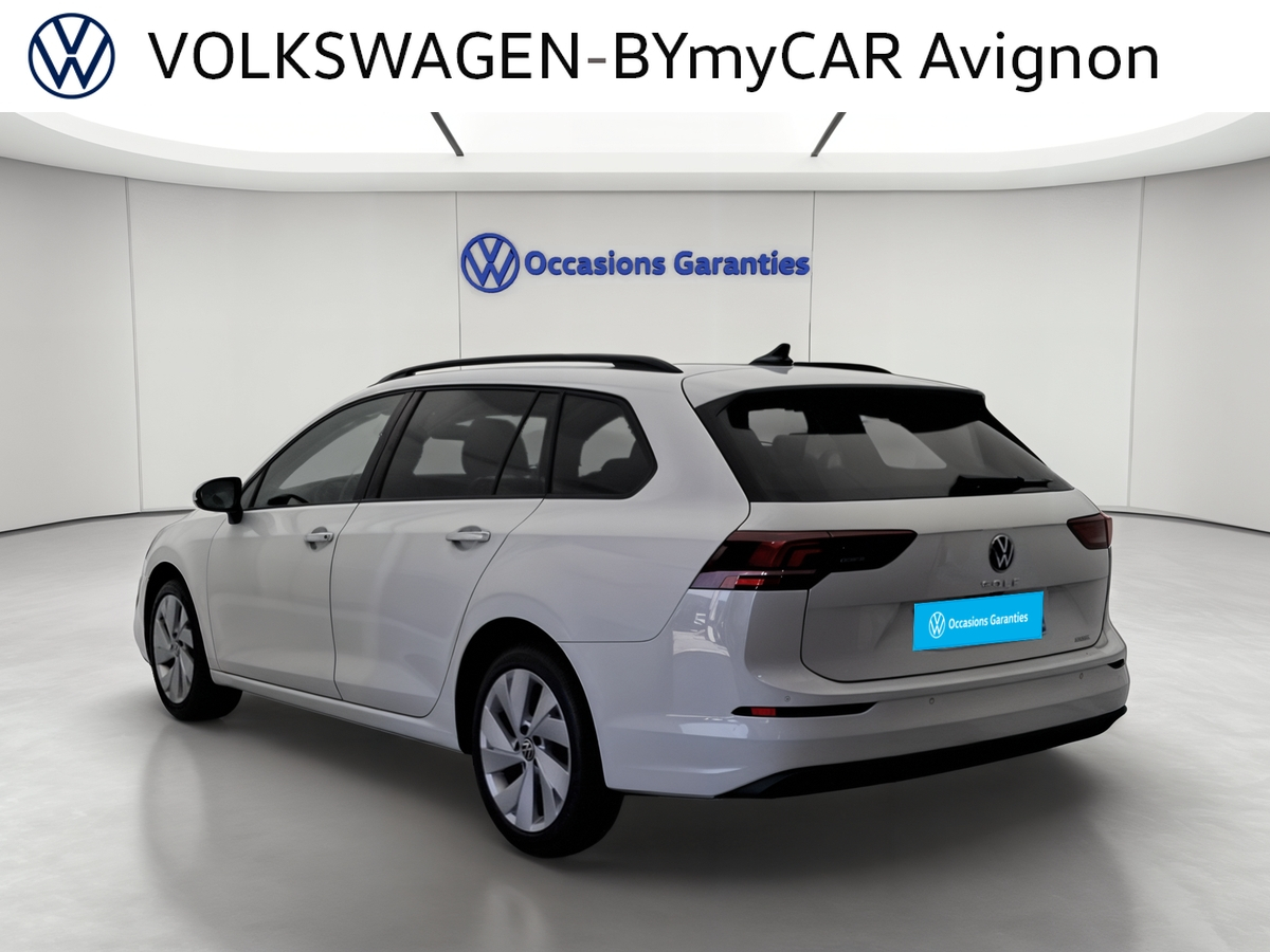 Volkswagen Golf SW 1.5 eTSI EVO2 116 DSG7 — photo 3