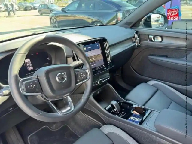Volvo Xc40 recharge extended range 252ch ultimate — photo 15