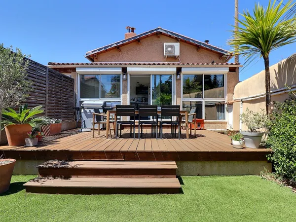 COMME UNE MAISON SUR SAINT BARNABÉ TYPE 3 / JARDIN / GARAGE