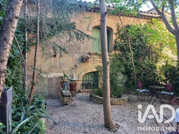 Maison 2 pièces 220 m²