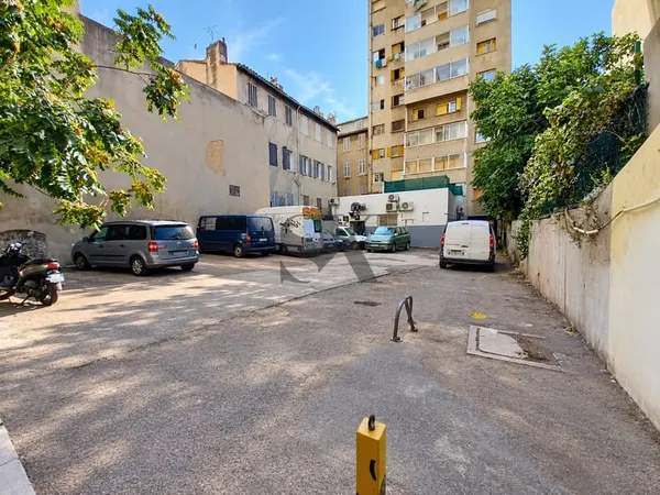 Parking 13 Places - 13003 Marseille