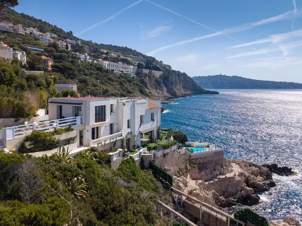 Villa 7 pièces 330 m²