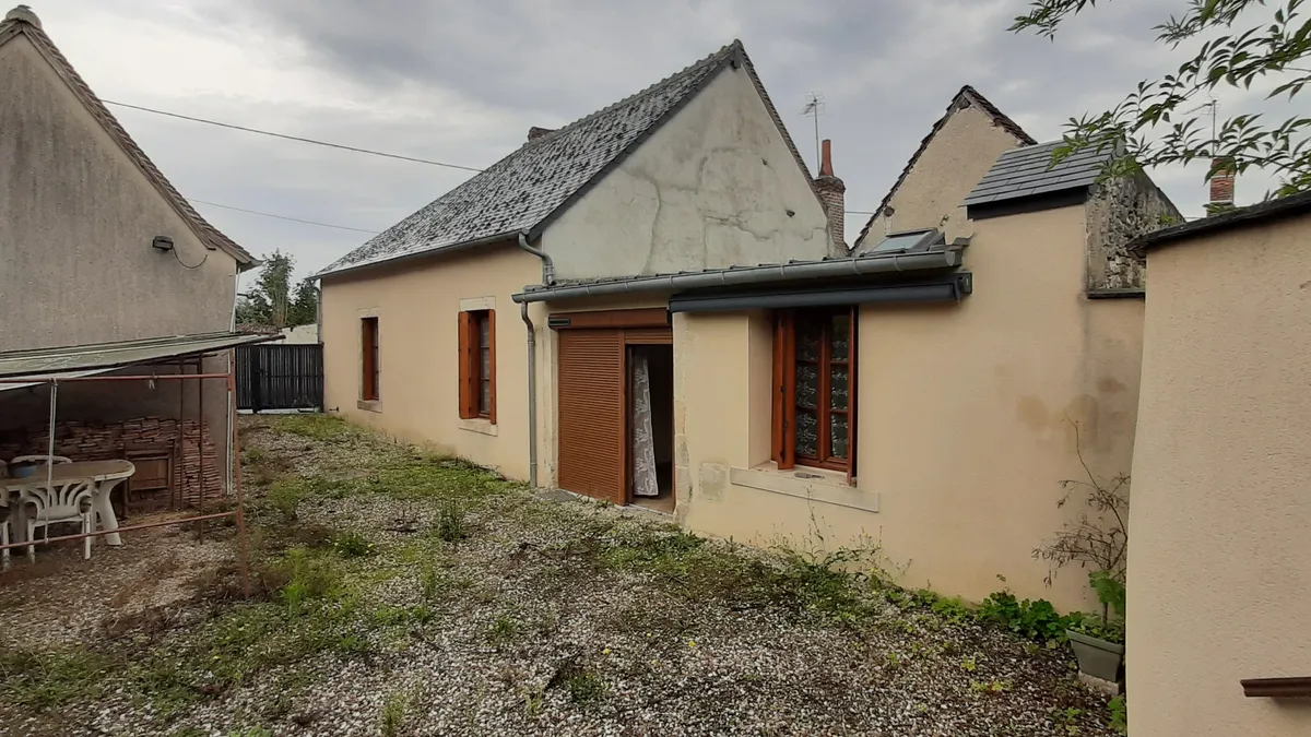 Photo 1