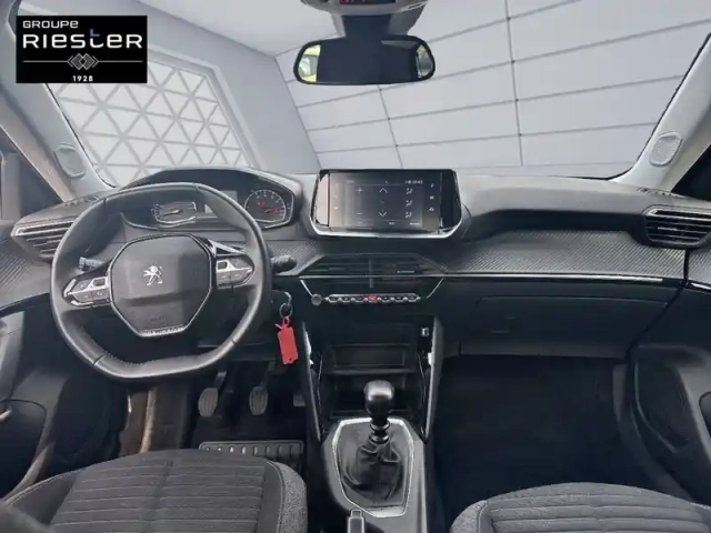 Peugeot 2008 puretech 100 s&amp;s bvm6 — photo 8