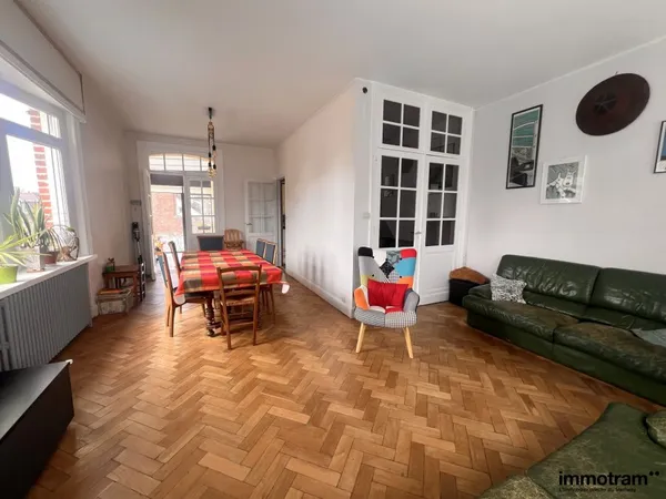 Maison 6 pièces 136 m²