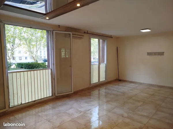 T3 73 m² + cave + GARAGE + clim — RDC sud — Vert Bocage 1— 160 000 euros