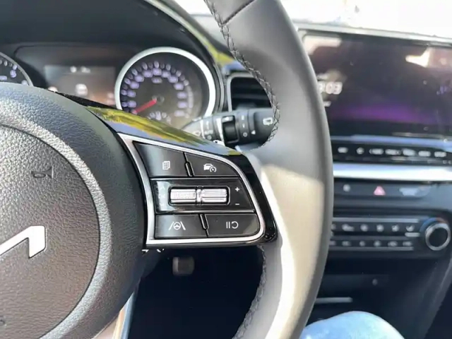 Kia Xceed 1.6 crdi 136 ch isg mhev ibvm6 — photo 11