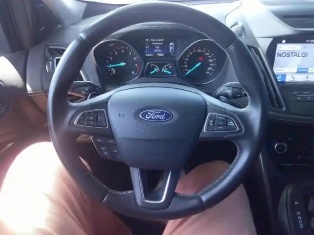 Ford Kuga 1.5 flexifuel-e85 150ch stop&amp;start vignale 4x2 bva euro6.2 — photo 5