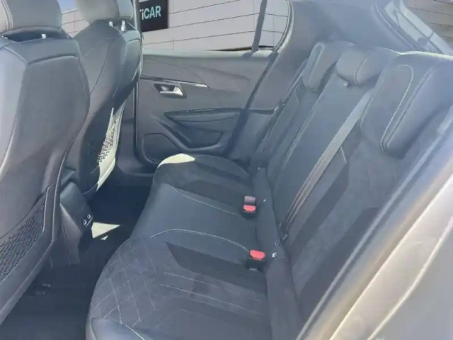 Peugeot 208 puretech 100 s&amp;s bvm6 — photo 12