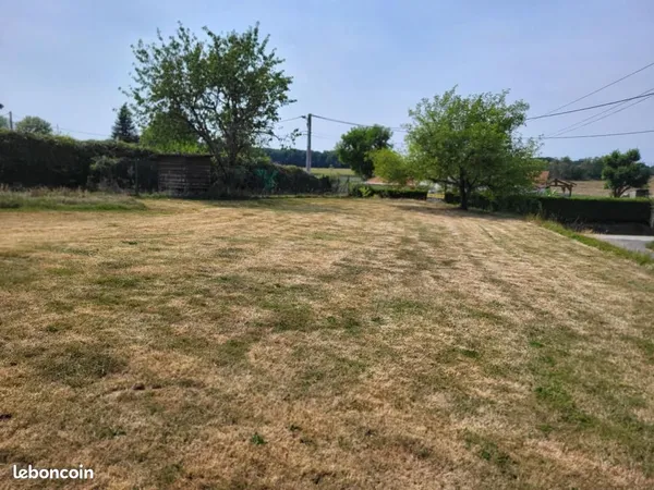 Terrain 653 m² Dompierre Sur Veyle