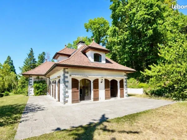 Maison 5 pièces 165 m²