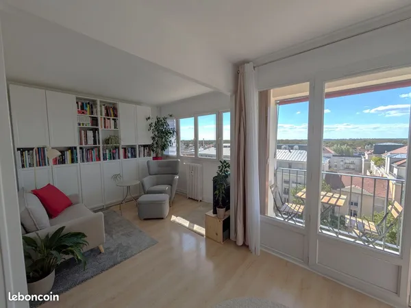 À louer : Agréable appartement meublé 2 pièces - 51 m² - Vincennes - 1 600 CC