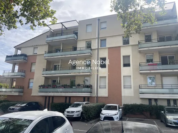 A vendre à Saint-Estève appartement T2 avec terrasse, par