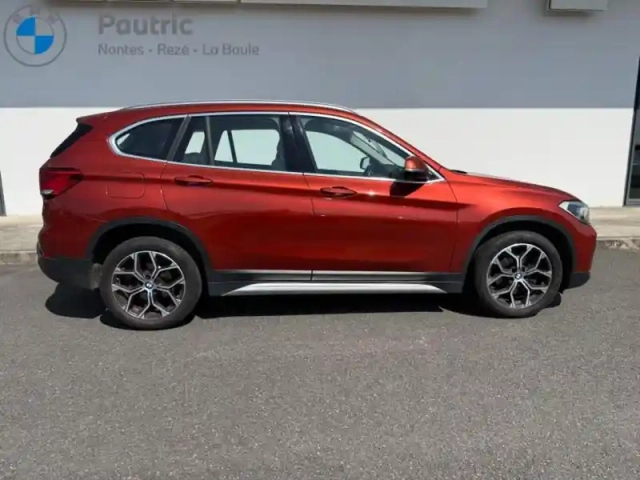 Bmw X1 sdrive18ia 140ch xline dkg7 — photo 3