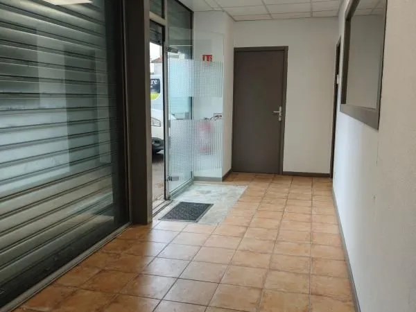 Local commercial 70 m²