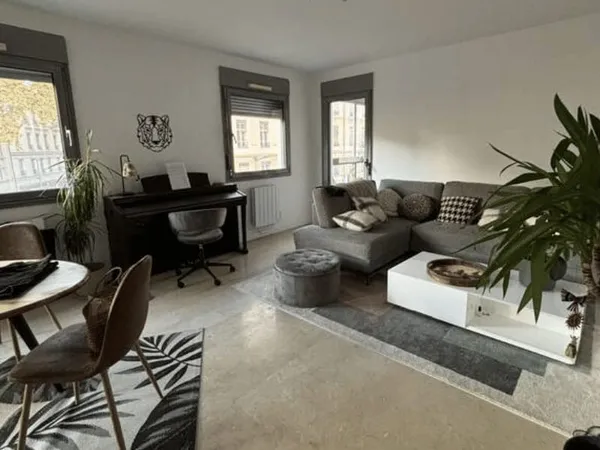 Appartement 1 pièce 57 m²