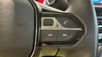 Peugeot 2008 1.2 PureTech 100ch S&S Allure — photo 25
