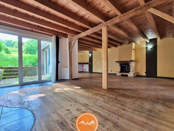 Maison 7 pièces 197 m²