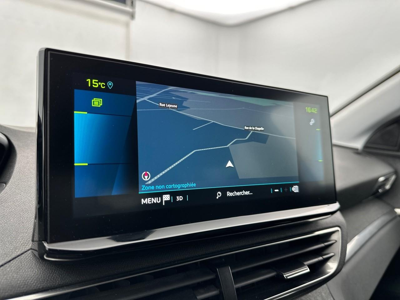 Peugeot 3008 hybrid 225 e-eat8 allure pack — photo 11