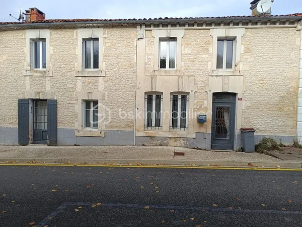 Maison 5 pièces 151 m²