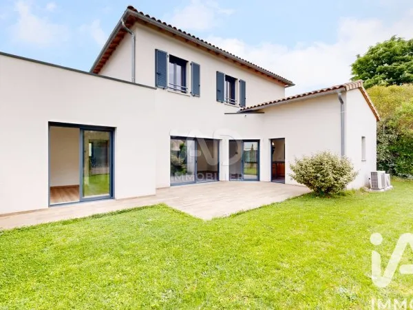 Maison 5 pièces 145 m²