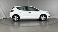 Dacia Sandero 1.0 SCe 65ch Essential — photo 4