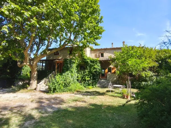 Maison 166 m²