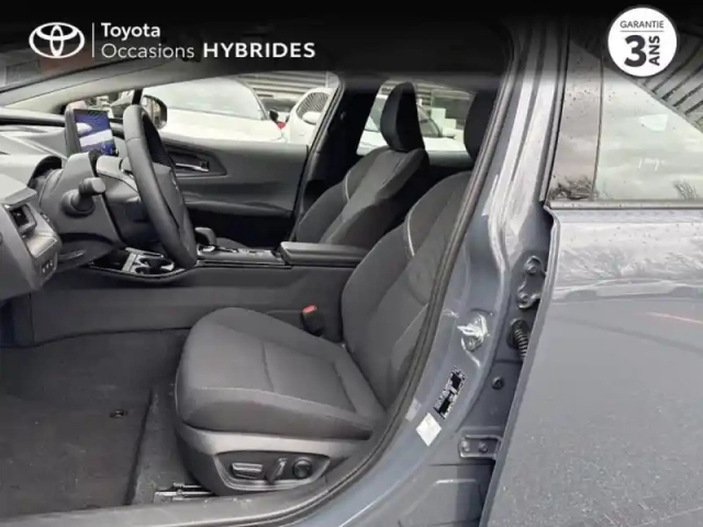 Toyota Prius rechargeable 2.0 hybride rechargeable 223ch design (sans toit panoramique) — photo 12
