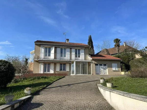 Achat : Maison Villefranche-de-Rouergue (12200)