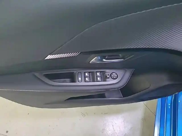 Peugeot 208 hybrid 100 e-dcs6 — photo 60