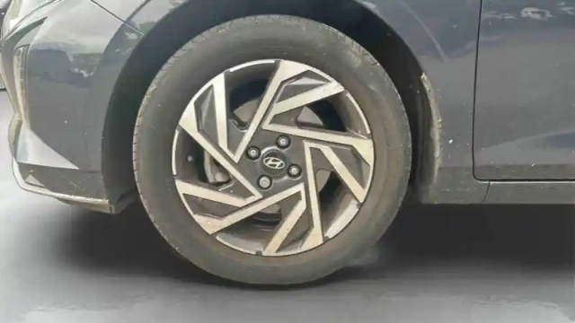 Hyundai I20 1.0 t-gdi 100 dct-7 hybrid 48v — photo 9
