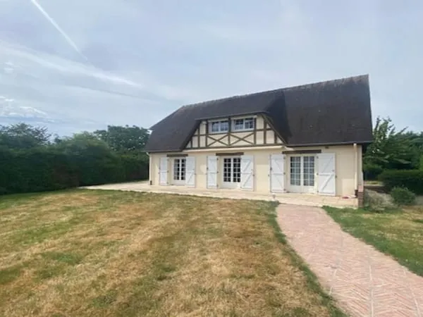 Maison Sierville 4 pièce(s)