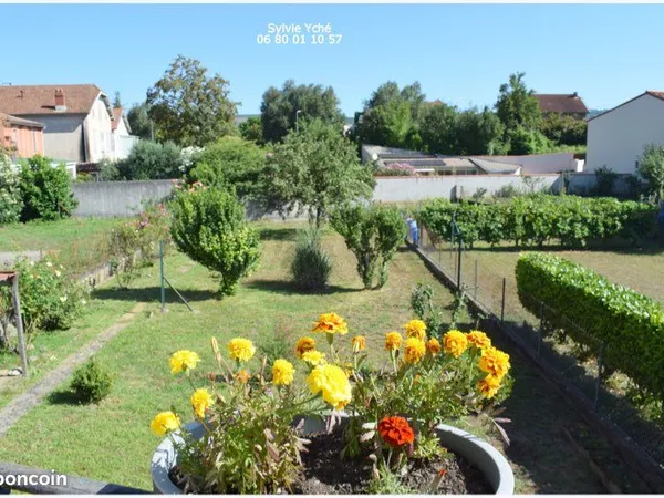 Maison T6 - 114m2 + jardin 255m2 +garage - Mazamet centre