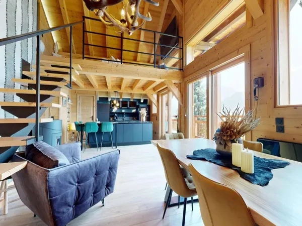 PASSY - Un appartement duplex avec deux balcons