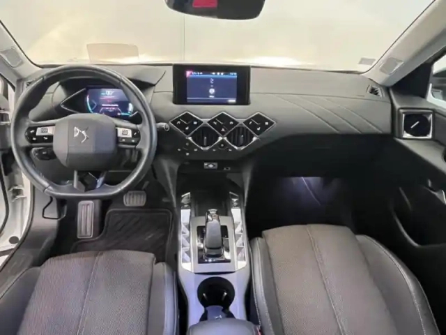 Ds Ds 3 crossback e-tense so chic 4cv — photo 11