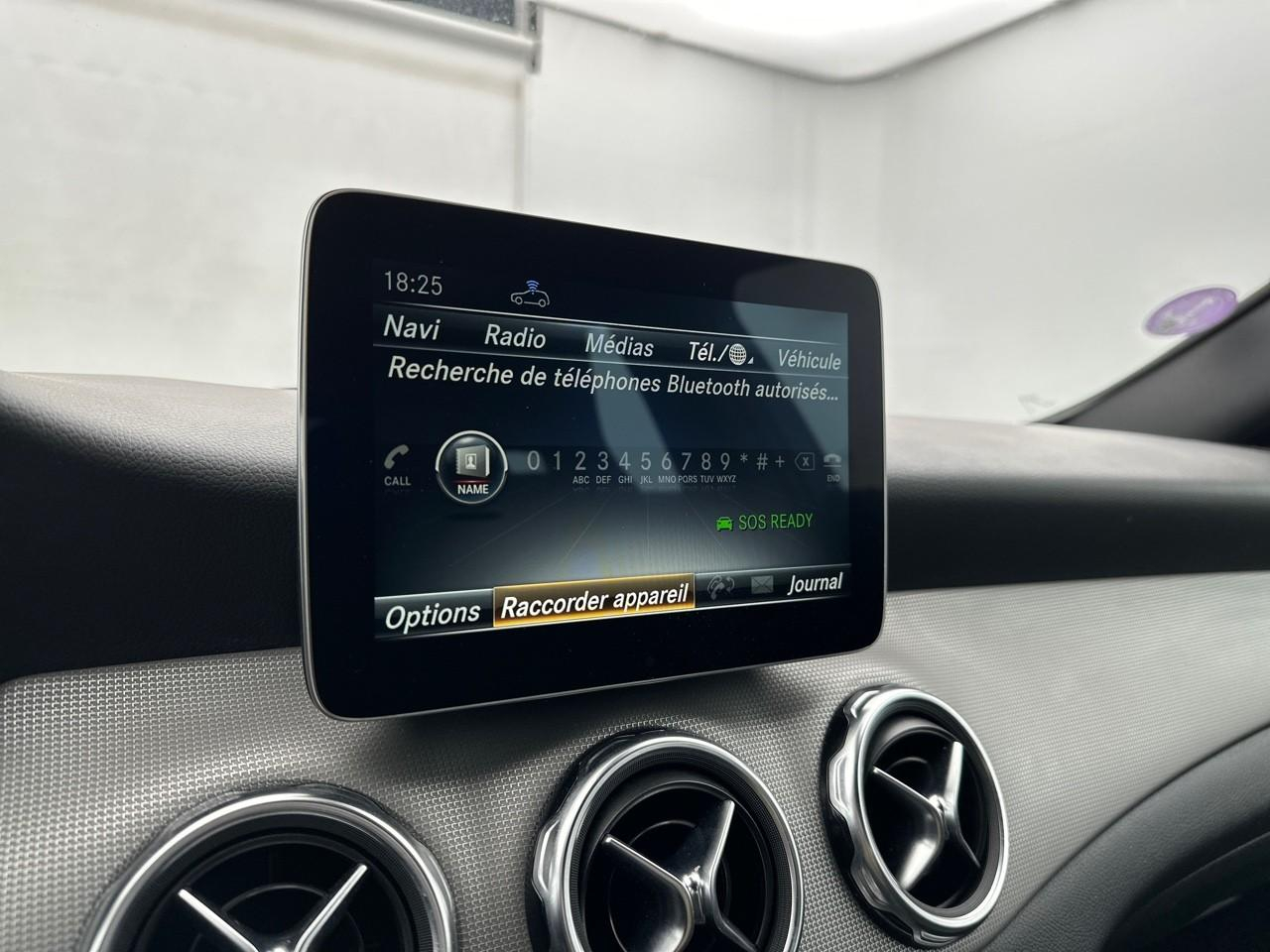 Mercedes Gla 180 sensation 7-g dct a — photo 25
