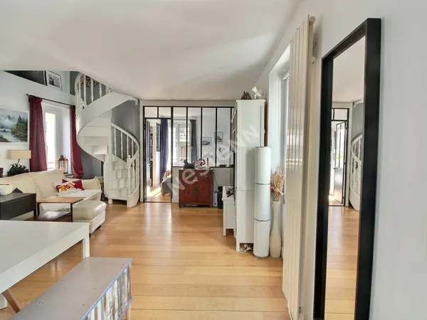 Duplex 4 pièces de 75 m² avec cave - Quartier Carnot-Gambetta, Suresnes