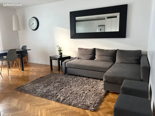 Appartement - 5 pièces - 99 m² - rénové - étage 3 sur 4 - parking en option