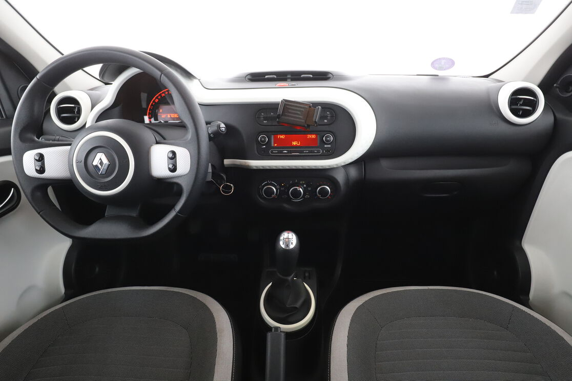 Renault Twingo 1.0 SCe Zen — photo 11