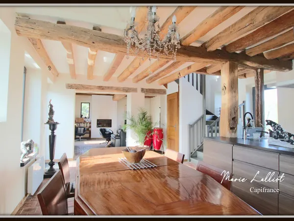 Dpt Seine et Marne (77), à vendre maison proche forêt, pierres et poutres, 5 chambres, RENDEMENT LOC