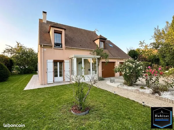Pavillon 6 pièces 137 m²