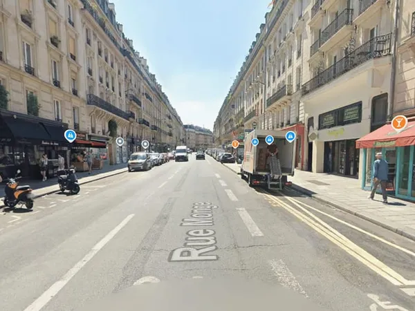 Boutique 100 m²