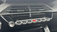 Peugeot 208 1.2 Hybrid 110ch Style e-DCS6 — photo 15