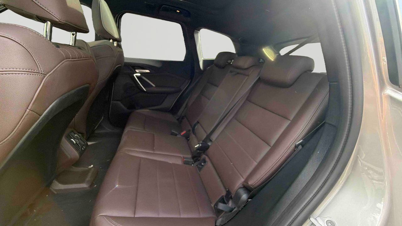 BMW X1 xDrive 25e 245ch DKG7 — photo 12