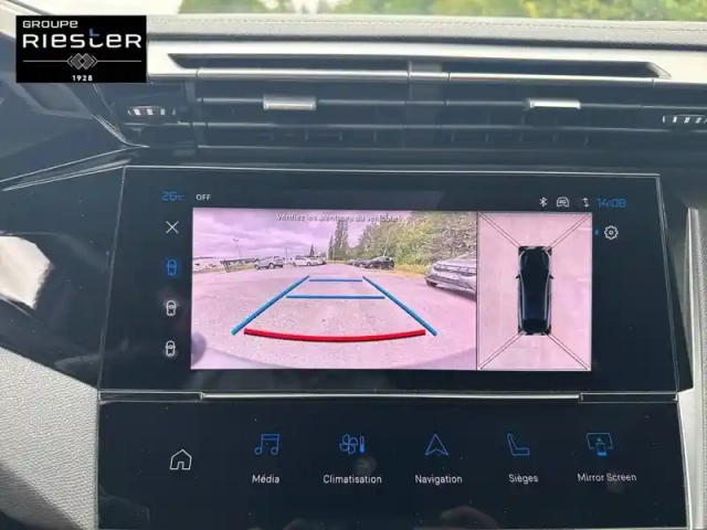 Peugeot 408 phev 225 e-eat8 — photo 18