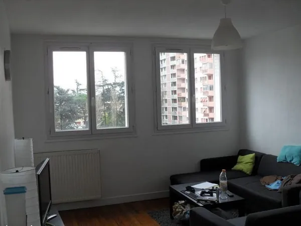Beau T4 traversant 70m² Rangueil