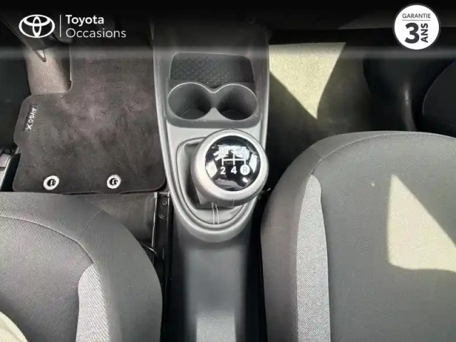 Toyota Aygo X 1.0 vvt-i 72ch dynamic my24 — photo 15