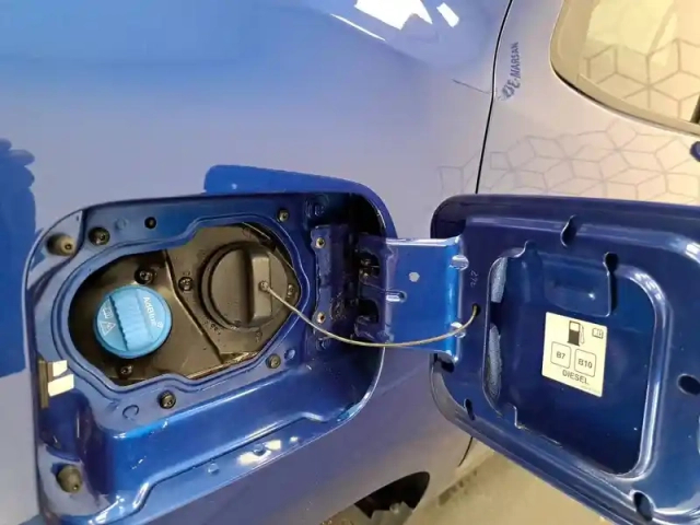 Dacia Duster blue dci 115 4x2 — photo 21